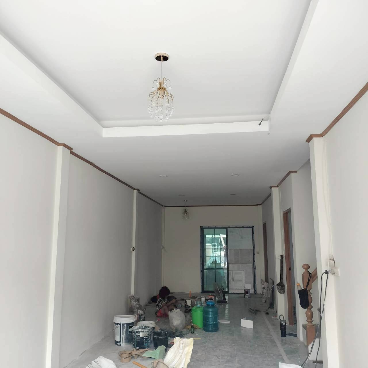 ทาวเฮ้าส์ 2 ชั้น หมู่บ้านวังทองริเวอร์ปาร์ค กำลังรีโนเวท