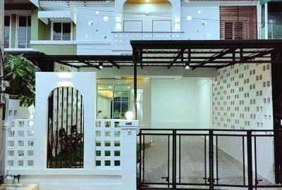 หมู่บ้านปิยวรารมย์ คลอง 4